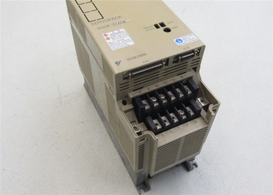 Yaskawa SGDB-07ADM AC SERVO ΕΝΙΣΧΥΤΗΣ 200V 0,7KW Ροπή Ροπής Θέσης Έλεγχος
