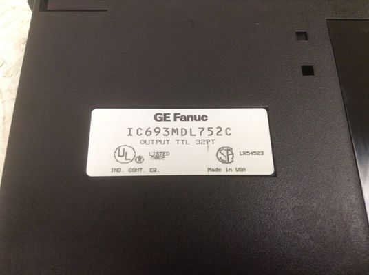GE FANUC SERIES 90-30 PLC Digital I/O Module 125 VDC IC693MDL752