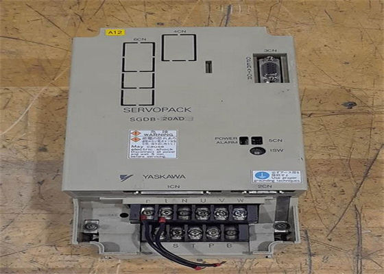 Yaskawa SGDB-20AD AC SERVO AMPLIFIER 200-230V 12A 1,8KW 3 PHASE Position Control