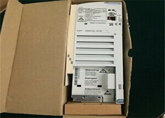 Lenze E82EV152K4C VECTOR FQUENCY INVERTER DRIVE 5,5 / 4,4 AMP 50/60 HZ