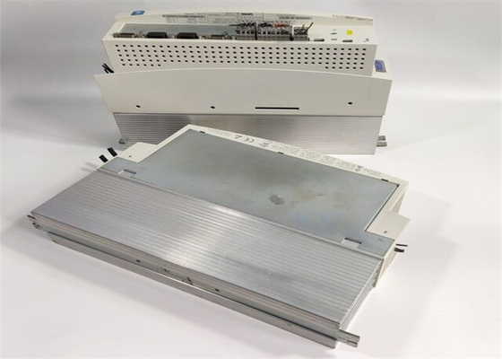 Lenze EVS9322-EP SERVO CONTROLLER 9300 SERIES 400/480 VAC 0,75 KW (1 JP)