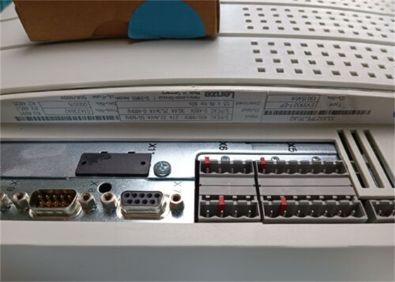EVS9328-EP LENZE Εγχειρίδιο Συστήματος Ελέγχου Servo Drive σειρά 9300