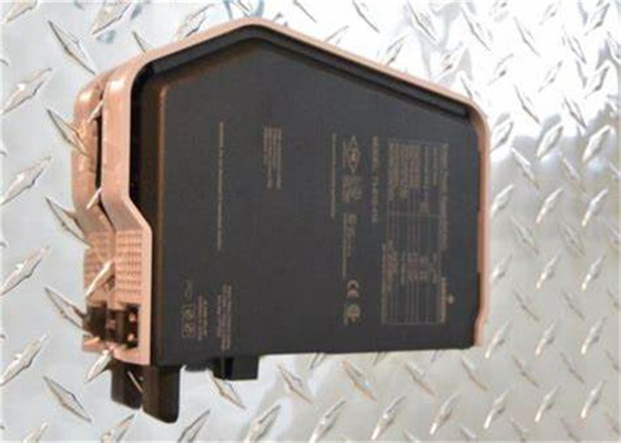 Η μονάδα τροφοδοσίας ενέργειας Emerson KJ1501x1-BK1 ολοκαίνουργια στο αρχικό κουτί.