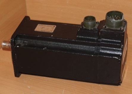 YASKAWA USAGED-03C22K AC Σερβοκινητήρας 300 W 8192 PPR Επαυξητικός Κωδικοποιητής