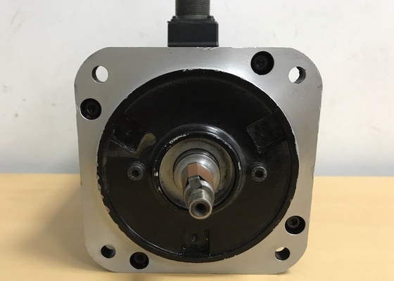 YASKAWA USAGED-03C22K AC Σερβοκινητήρας 300 W 8192 PPR Επαυξητικός Κωδικοποιητής