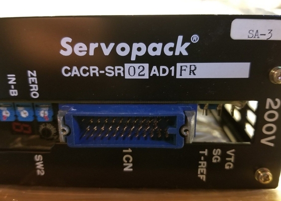 Η Yaskawa CACR-SR02-AD1-FR ολοκαίνουργιο εξοπλισμό κινητήρα σερβο 200V τάση