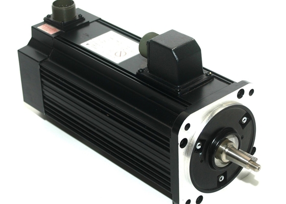 Η YASKAWA USAGED-09A210E Μηχανές-AC Servo 7.6A 0.85KW 1500r/min