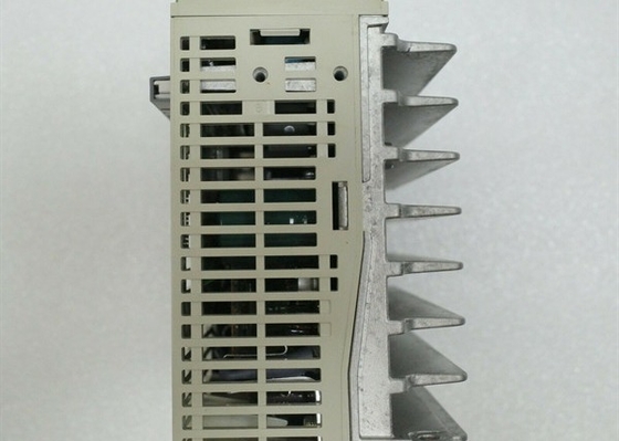 YASKAWA SGDH-04AE Βιομηχανικός Σερβο-Οδηγός 200-230 VAC 50 / 60 Hz 30 Watts 55 Kw