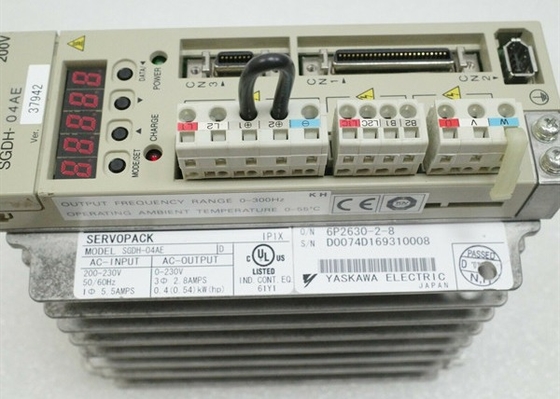 YASKAWA SGDH-04AE Βιομηχανικός Σερβο-Οδηγός 200-230 VAC 50 / 60 Hz 30 Watts 55 Kw