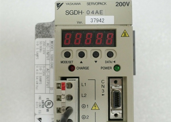 YASKAWA SGDH-04AE Βιομηχανικός Σερβο-Οδηγός 200-230 VAC 50 / 60 Hz 30 Watts 55 Kw
