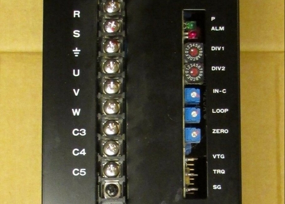 YASKAWA ΗΛΕΚΤΡΙΚΑ cacr-05-tf2er-BF ΣΕΡΒΟ βιομηχανικά σερβο Drive DRIVE SERVOPACK