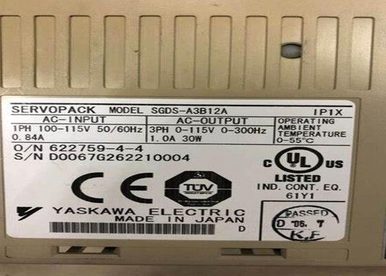 Η Yaskawa 0.03W Servo Drives SGDS-A3B12A ολοκαίνουργιο αρχικό κουτί