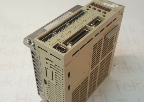 Σερβο Drive sgdh-05AE Amp YASKAWA για CNC που επεξεργάζεται την αυτοματοποίηση ρομποτικής στη μηχανή