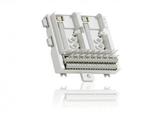 Διπλή Modulebus έξοδος δύο TB845 3BSE021437R1 καλώδια TK801 για τον πλεονασμό