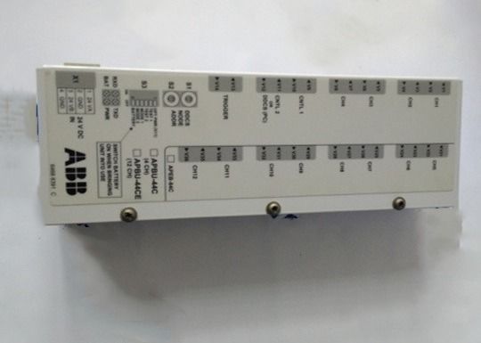 Υλικό εναλλασσόμενου ρεύματος 800M εξολοθρευτών λεωφορείων 3BSC950193R1 TB850 CEX με τον αρσενικό συνδετήρα 25 καρφιτσών DB25P