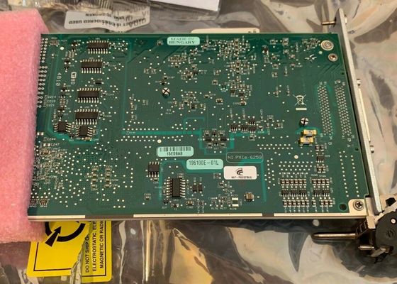 ΗΠΑ ολοκαίνουργιο NI PXIe-6259 Ψηφιακή μονάδα IO στο αρχικό κουτί