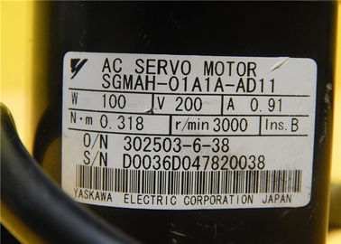 Βιομηχανική σερβο μηχανή 3000r/min sgmah-01a1a-AD11 εναλλασσόμενου ρεύματος YASKAWA ΗΛΕΚΤΡΙΚΉ 0.91A