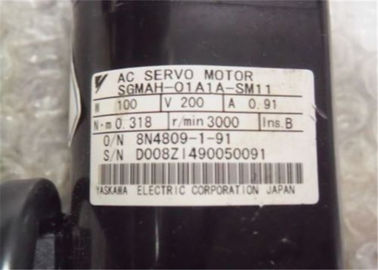 Βιομηχανική σερβο μηχανή 200V sgmah-01a1a-SM11 σερβο μηχανών 100W 0.91A Yaskawa