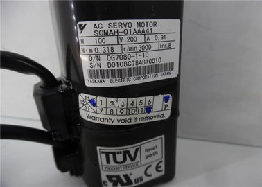 Σερβο μηχανή SGMAH01AAA41 200v 3000RPM εναλλασσόμενου ρεύματος Yaskawa ηλεκτρική sgmah-02AAA41 200w