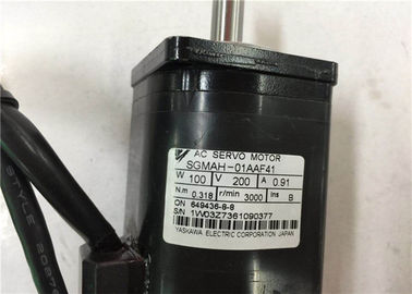 Σερβο μηχανή SGMAH01AAF41 200v 3000RPM εναλλασσόμενου ρεύματος Yaskawa ηλεκτρική sgmah-02AAF41 200w