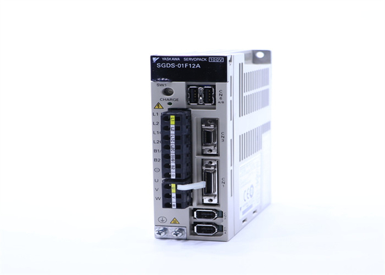 Yaskawa SGDS-01F12A Drives AC Servo SGDS Sigma III 100W MECHATROLINK-II IF