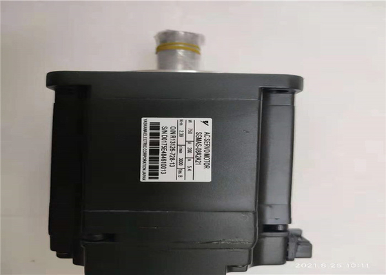 YASKAWA SGMAS 08A2A21 Dc Servo Motor 750W 200VAC 5.4A SIGMA
