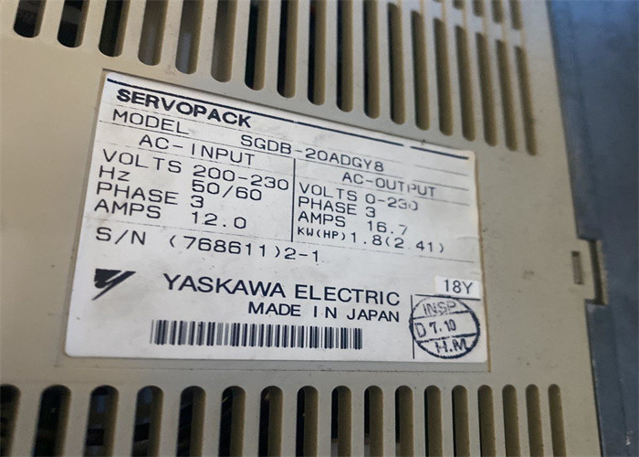 Νέος ενισχυτής κινητήρα Yaskawa SGDB-44ADGY8 τάση 200-230V