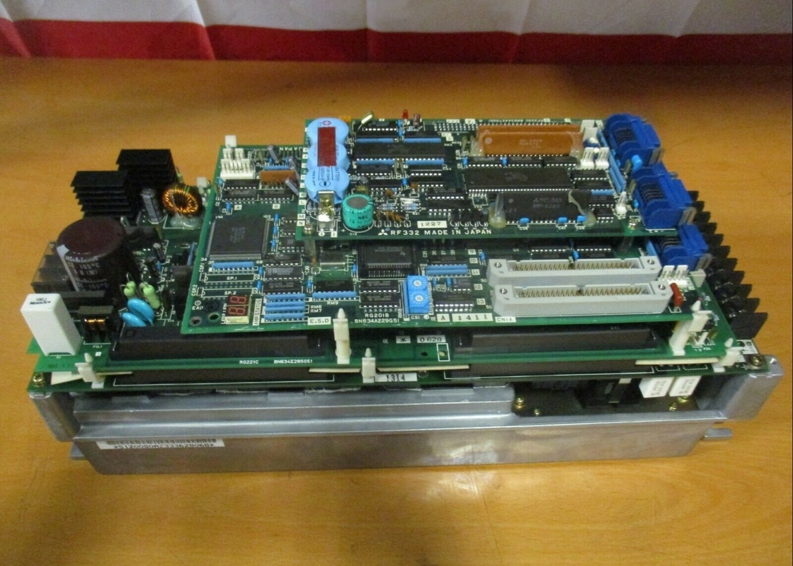 ΣΕΡΒΟ AMP της Mitsubishi κ.-s12-80a-Z33 ΣΕΡΒΟ DRIVE ΚΆΡΤΑ ΕΠΙΛΟΓΉΣ ΆΞΟΝΑ DRIVE 2 εναλλασσόμενου ρεύματος ΣΕΡΒΟ