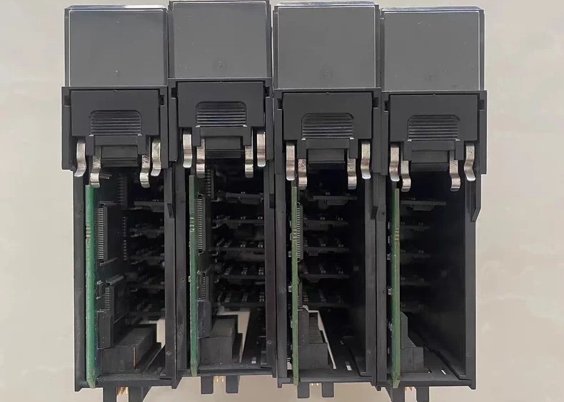 Honeywell TC-IXL061 Μονάδα I/O TDC 3000 Experion LS 6 Καναλιών και 1 Κανάλι Ψυχρής Σύνδεσης